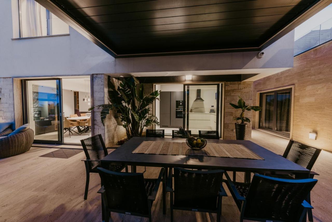 Villa Bloomhill Escape Трогир Экстерьер фото